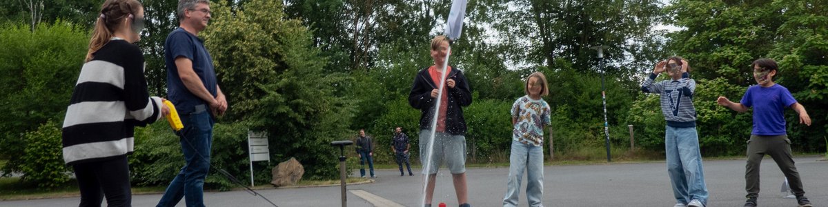 Raketenstart vor dem XLAB