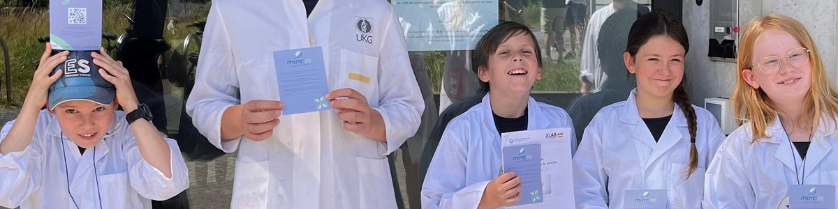 Kinder mit MINT:ZE-Pass